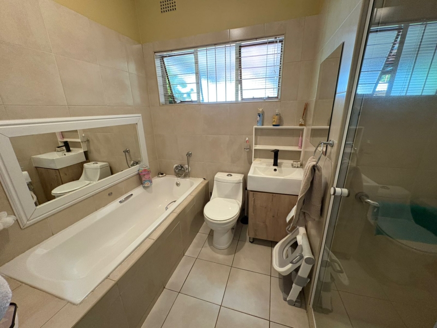 4 Bedroom Property for Sale in Protea Park North West